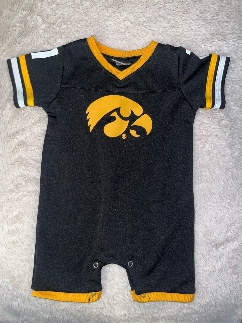 University of Iowa Hawkeyes Colosseum Black and Gold Baby One-Piece